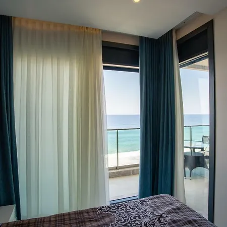 Konak Seaside Tower 1+1 Apartment